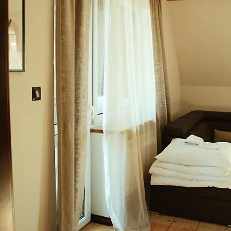 Bed & Breakfast Forrest 3*