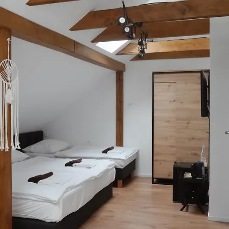 Forrest Nocleg ze śniadaniem