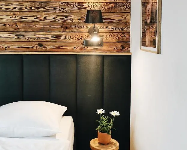 Forrest 3* פולניסה-ז'דוז'