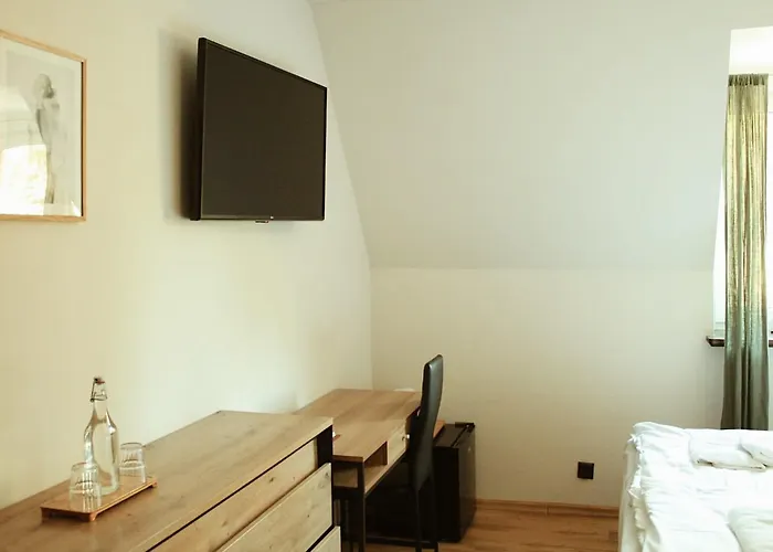 Forrest 3* פולניסה-ז'דוז'